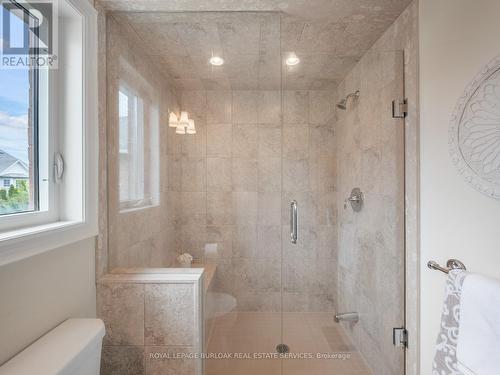 655 Kozel Court, Mississauga, ON 