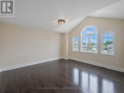 655 Kozel Court, Mississauga, ON 