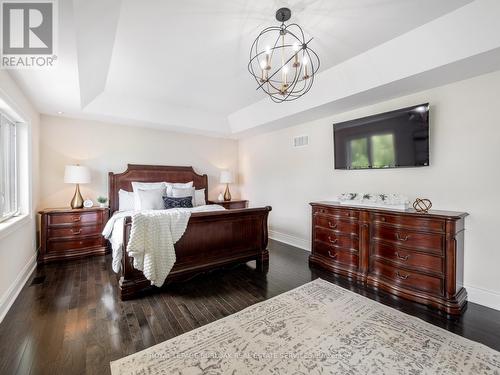 655 Kozel Court, Mississauga, ON 
