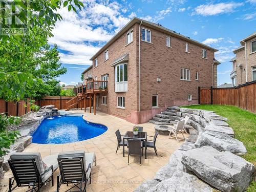655 Kozel Court, Mississauga, ON 