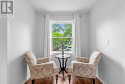 breakfast area - 