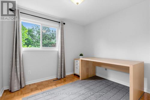 Room #3 - 36 Ravengloss Drive, Markham, ON 