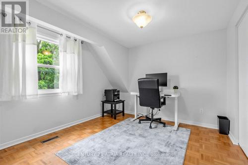 Room #4 - 36 Ravengloss Drive, Markham, ON 