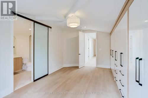 39 Wesley Avenue, Mississauga, ON 