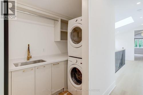 39 Wesley Avenue, Mississauga, ON 