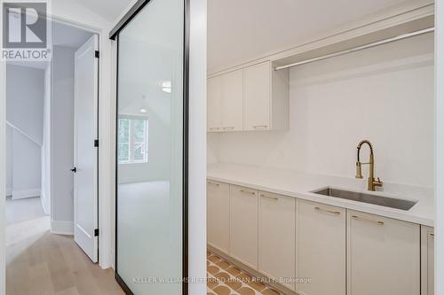 39 Wesley Avenue, Mississauga, ON 