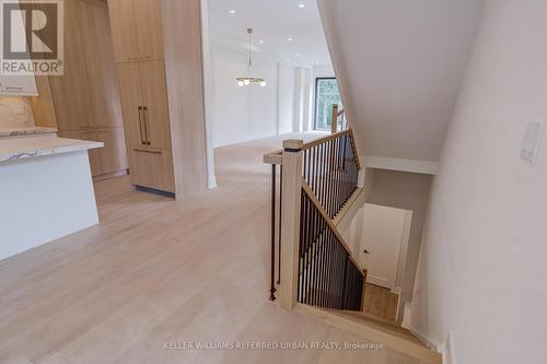 39 Wesley Avenue, Mississauga, ON 