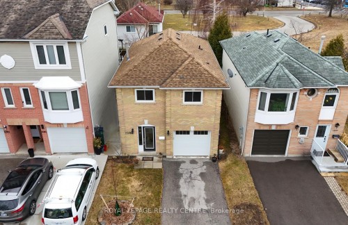 1296 Woodhill Court, Mississauga, ON - Outdoor With Facade