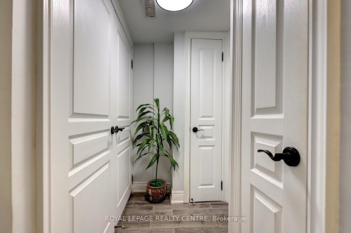 1296 Woodhill Court, Mississauga, ON - Indoor Photo Showing Other Room