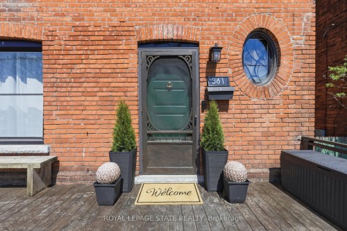 361 Cumberland Avenue, Hamilton, ON - Outdoor With Exterior