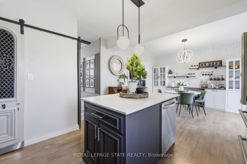 361 Cumberland Avenue, Hamilton, ON - Indoor