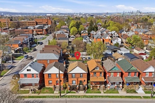361 Cumberland Avenue, Hamilton, ON - Outdoor