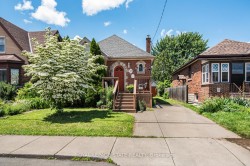 52 Cameron Avenue S Hamilton, ON L8K 2W9