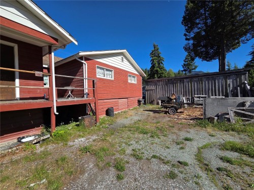 62 Kinman Ave, Woss, BC 