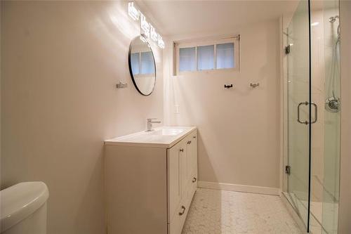 96 Elm Park Rd, Winnipeg, MB 