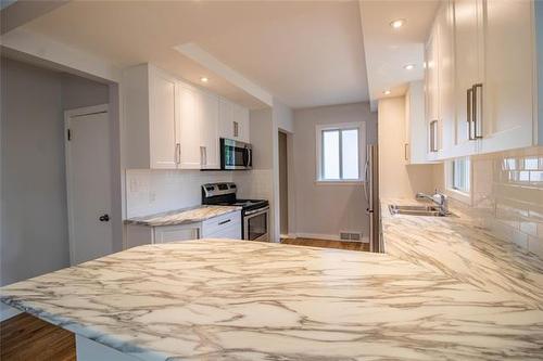 96 Elm Park Rd, Winnipeg, MB 