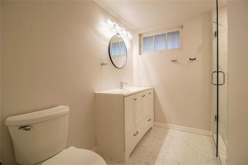 96 Elm Park Rd, Winnipeg, MB 