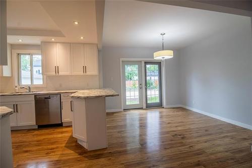 96 Elm Park Rd, Winnipeg, MB 