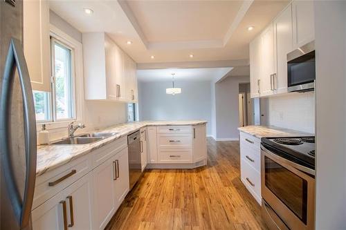 96 Elm Park Rd, Winnipeg, MB 