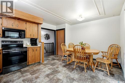 62 Robinson Crescent, Saskatoon, SK 
