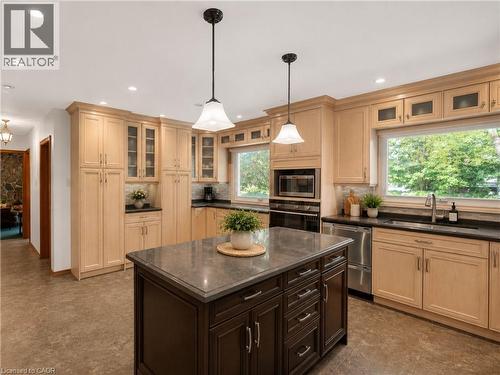 Virtually Staged - 564 Mountain Brow Boulevard, Hamilton, ON 