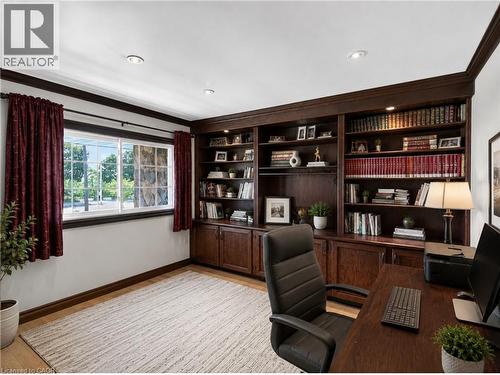 Virtually Staged. - 564 Mountain Brow Boulevard, Hamilton, ON 