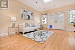 62 KEYSTONE AVENUE  Toronto, ON M4C 1H4