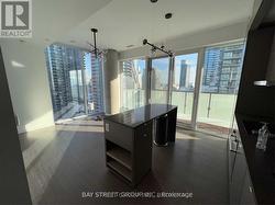 2406 - 101 PETER STREET  Toronto, ON M5V 2G9