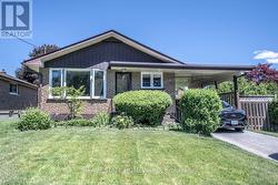 4 SUNICREST BOULEVARD Clarington, ON L1C 2G7