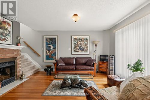 511 Deancourt Crescent, Ottawa, ON 