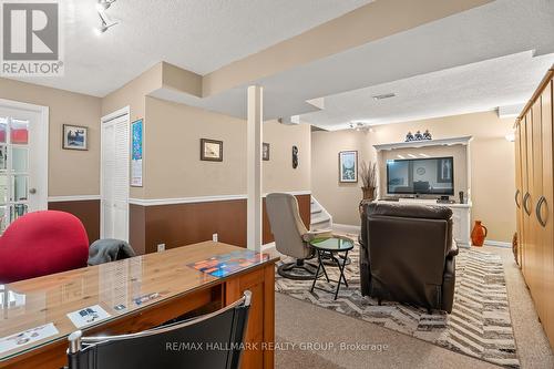 511 Deancourt Crescent, Ottawa, ON 