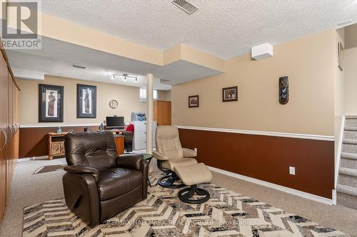 511 Deancourt Crescent, Ottawa, ON 