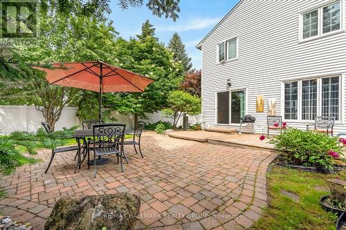 511 Deancourt Crescent, Ottawa, ON 