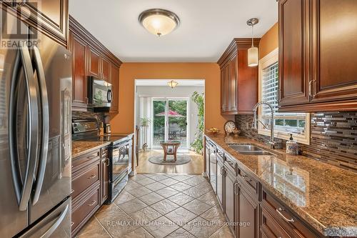 511 Deancourt Crescent, Ottawa, ON 