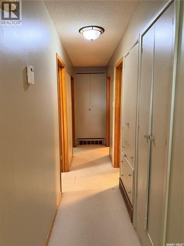 706 3Rd Street E, Shaunavon, SK 