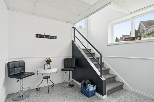 Entry - 13720 Rue Du Noroît, Mirabel, QC 