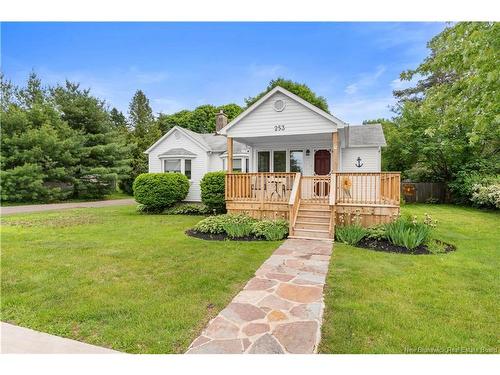 253 Elizabeth St, Shediac, NB 
