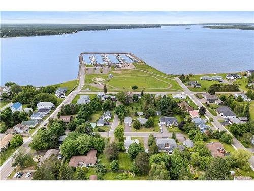 253 Elizabeth St, Shediac, NB 