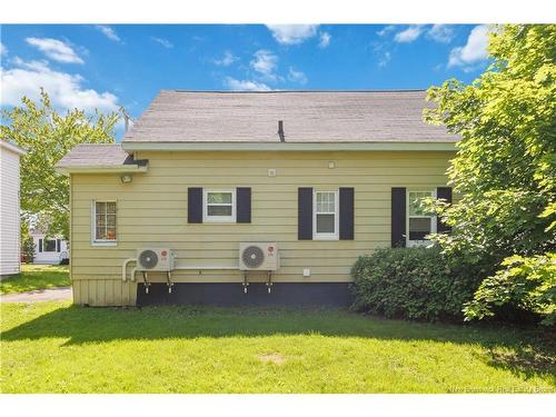 37 Jones St, Moncton, NB 