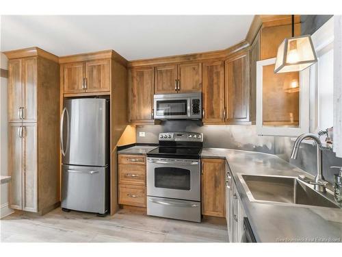 37 Jones St, Moncton, NB 