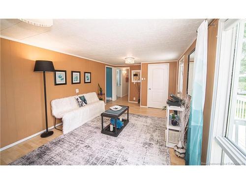 18 Hazelton Road, Doaktown, NB 