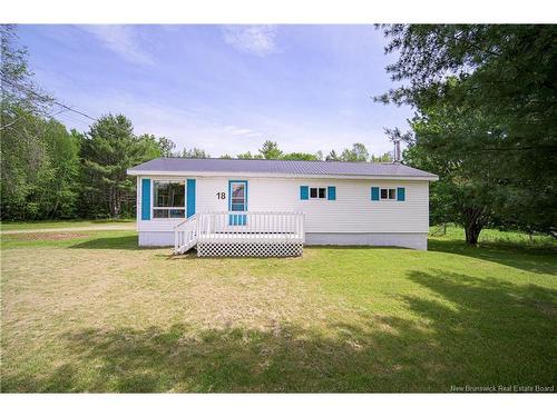 18 Hazelton Road, Doaktown, NB 