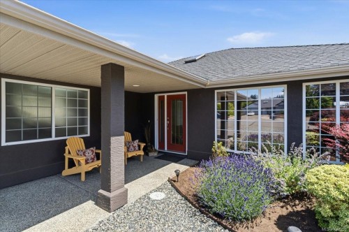 769 Anson Pl, Qualicum Beach, BC 