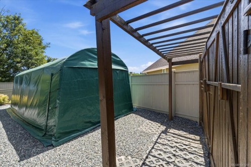 769 Anson Pl, Qualicum Beach, BC 