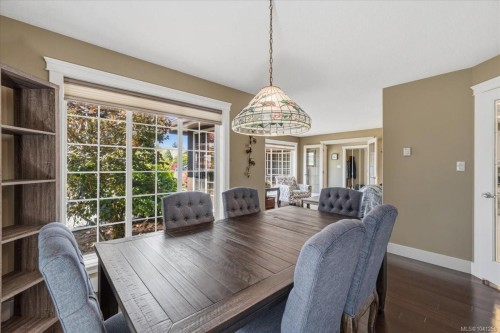 769 Anson Pl, Qualicum Beach, BC 