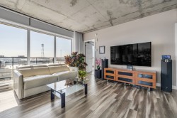 Salon - 