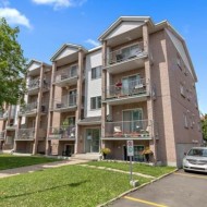 07-10335 Boul. Perras  Montréal (Rivière-Des-Prairies/Pointe-Aux-Trembles), QC H1C 2A3