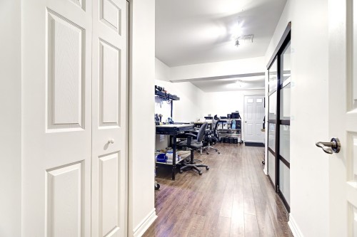 Atelier - 124 Rue Augusta, Morin-Heights, QC 