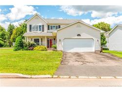 90 Westminster CRES Saint John, NB E2K 4S3