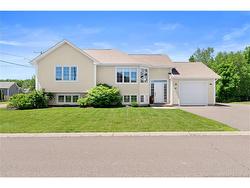 87 Manon ST Shediac, NB E4P 0B9